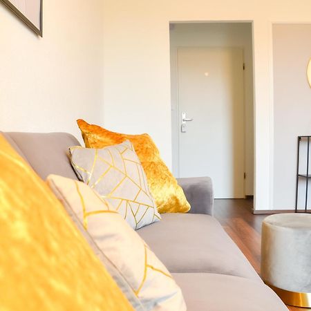 MILPAU Buer 3 - Modernes und zentrales Premium-Apartment mit Queensize-Bett, Netflix, Nespresso und Smart-TV Gelsenkirchen Exterior foto