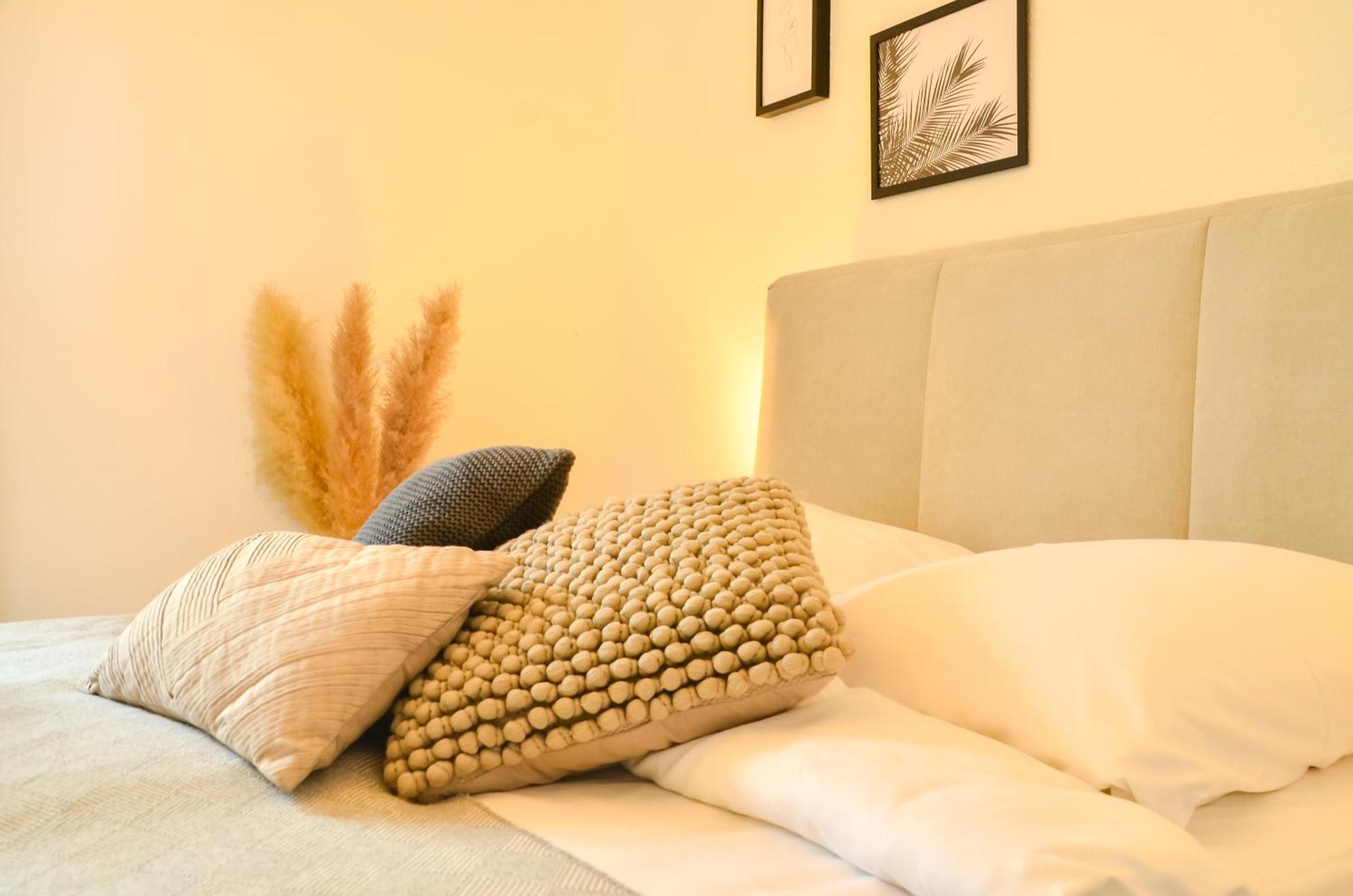 MILPAU Buer 3 - Modernes und zentrales Premium-Apartment mit Queensize-Bett, Netflix, Nespresso und Smart-TV Gelsenkirchen Exterior foto