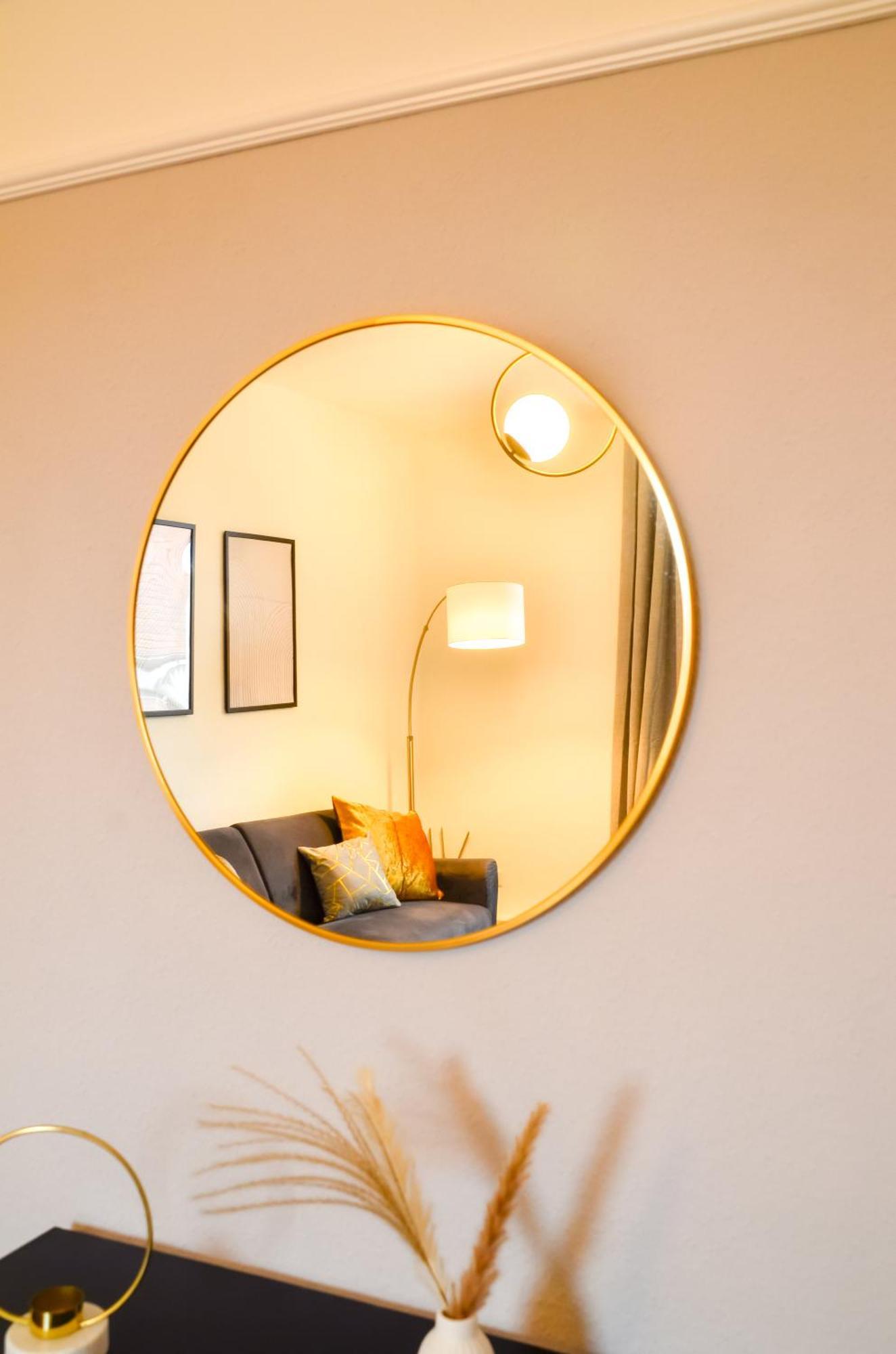 MILPAU Buer 3 - Modernes und zentrales Premium-Apartment mit Queensize-Bett, Netflix, Nespresso und Smart-TV Gelsenkirchen Exterior foto