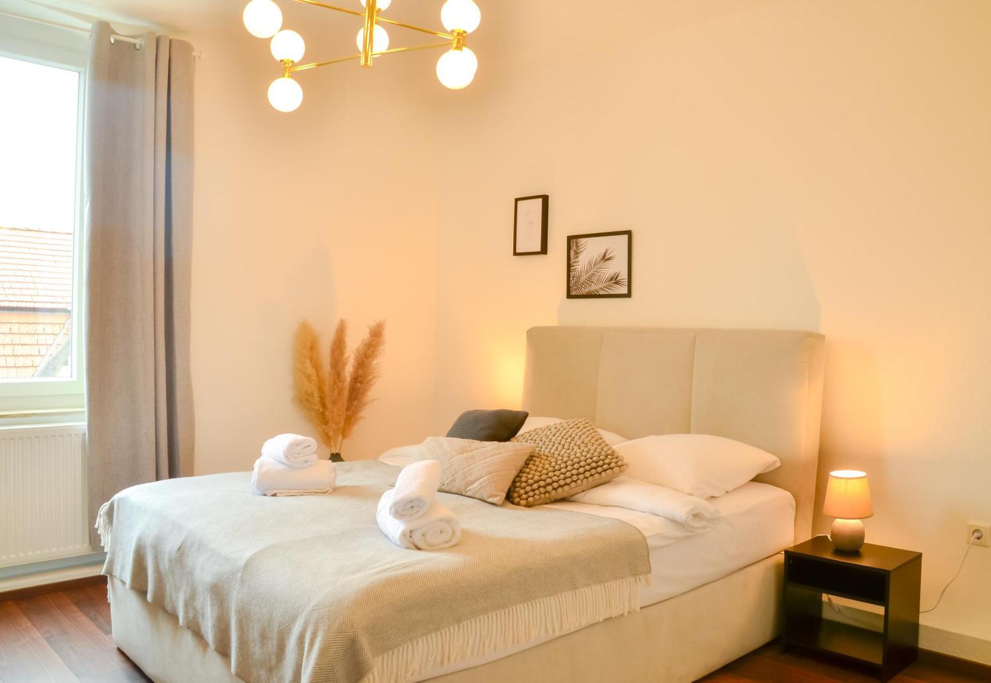 MILPAU Buer 3 - Modernes und zentrales Premium-Apartment mit Queensize-Bett, Netflix, Nespresso und Smart-TV Gelsenkirchen Exterior foto